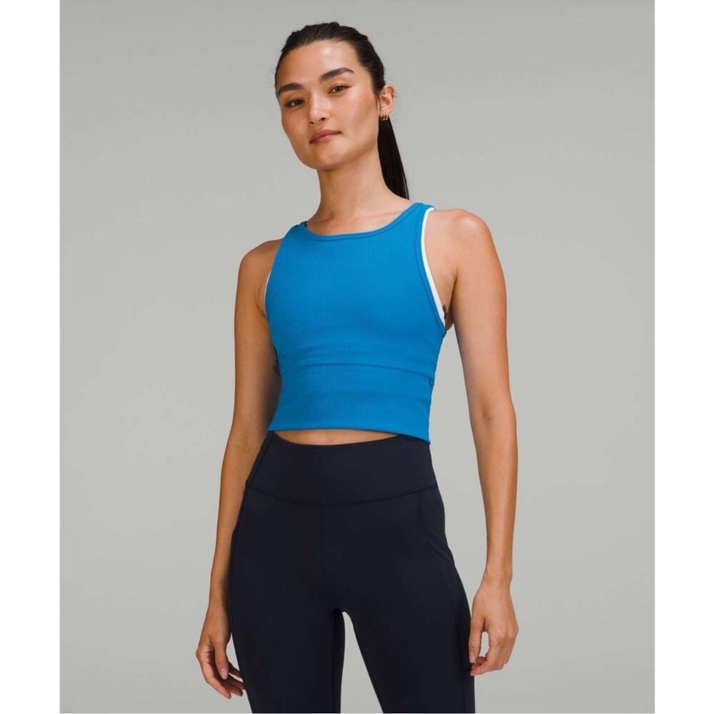 Lululemon REVERSIBLE Power Pivot Ribbed Tank Top size 8 Blue